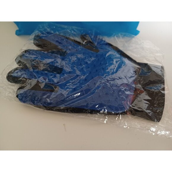 Cleanizer  3 in 1 Pet Grooming Set, Open Box - Picture 7 of 9